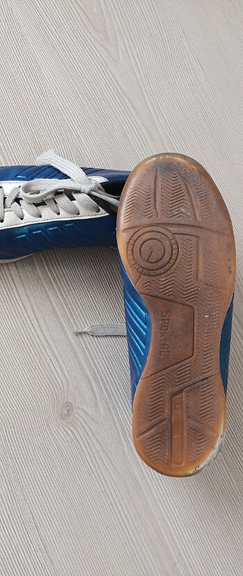 Diğer Kaymaz taban futsal ayakkabısı
