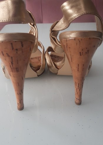 Bej Parlak Platform Topuklu Kadın Abiye Ayakkabı - Görsel 4