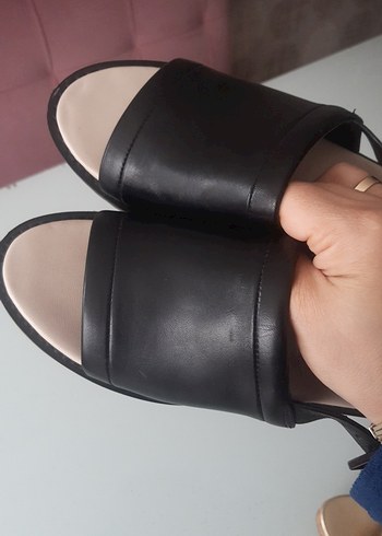 Tokalı Platform Topuklu Siyah Kadın Sandalet - Görsel 9