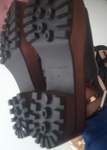 Tokalı Platform Topuklu Siyah Kadın Sandalet - Görsel 6