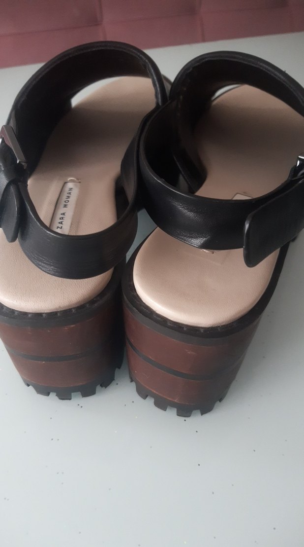 Tokalı Platform Topuklu Siyah Kadın Sandalet - Görsel 4