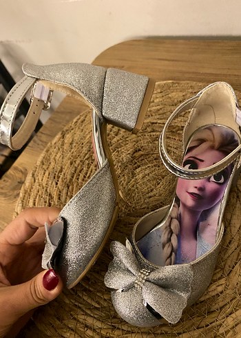 Kız Çocuk topuklu Gri Parlak Elsa ayakkabı - Görsel 3