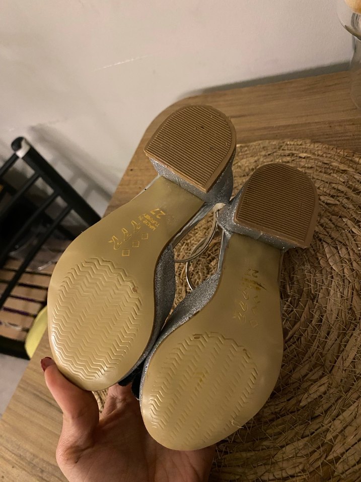 Kız Çocuk topuklu Gri Parlak Elsa ayakkabı - Görsel 4