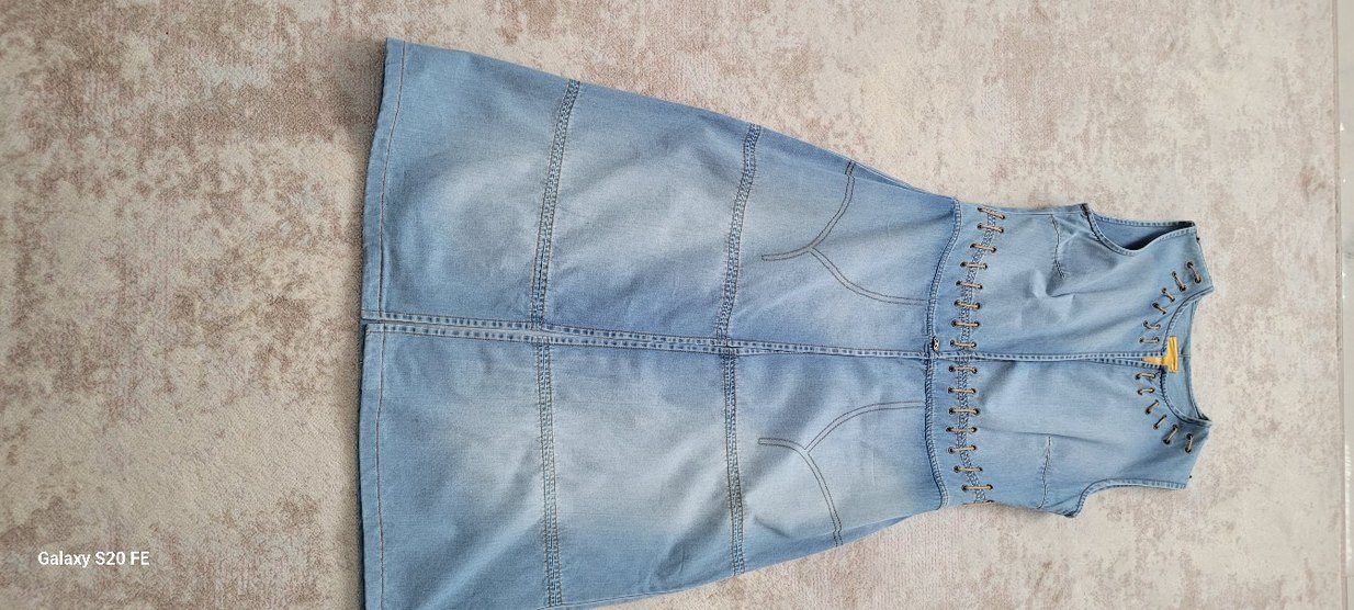 Uzun Mavi Kadın Kot Ceket iki koltuk arası 42 cm boyu 1.10 cm - Görsel 3