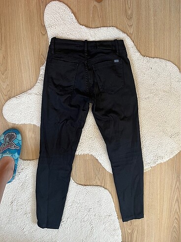 s Beden Calvin klein siyah jean pantolon