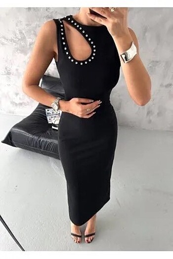 Damla taşlı siyah kaşkorse elbise