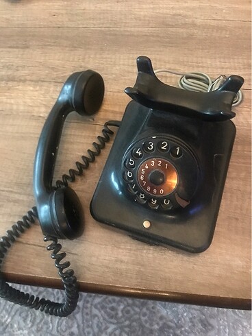  Beden Antika telefon