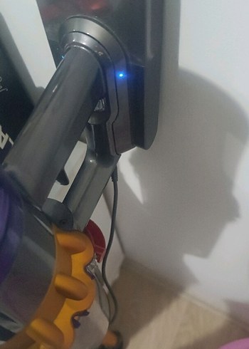 DYSON V10 V11 V12 V15 UYUMLU ORJİNAL ŞARZ CİHAZİ SİFİR AYARİNDA - Görsel 3