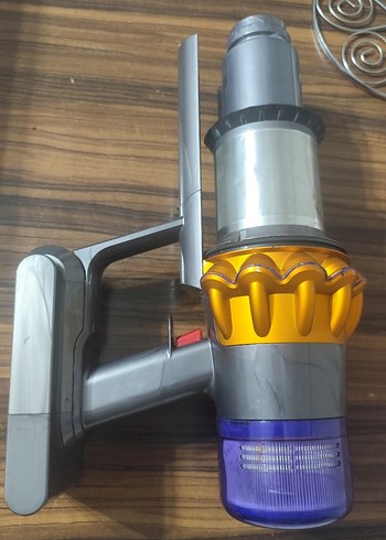 DYSON V15 MOTOR VE GOVDE HER MODDA SORUNSUZ COK TEMİZ CALİSİR... - Görsel 6