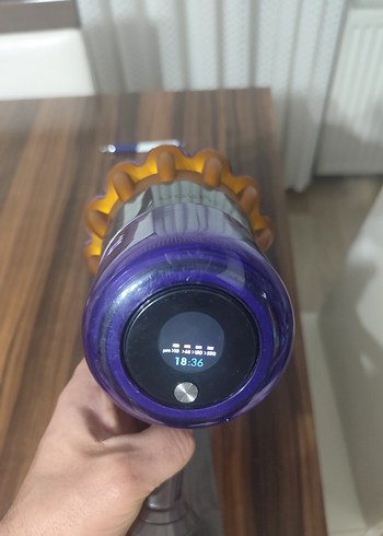 DYSON V15 MOTOR VE GOVDE HER MODDA SORUNSUZ COK TEMİZ CALİSİR... - Görsel 2