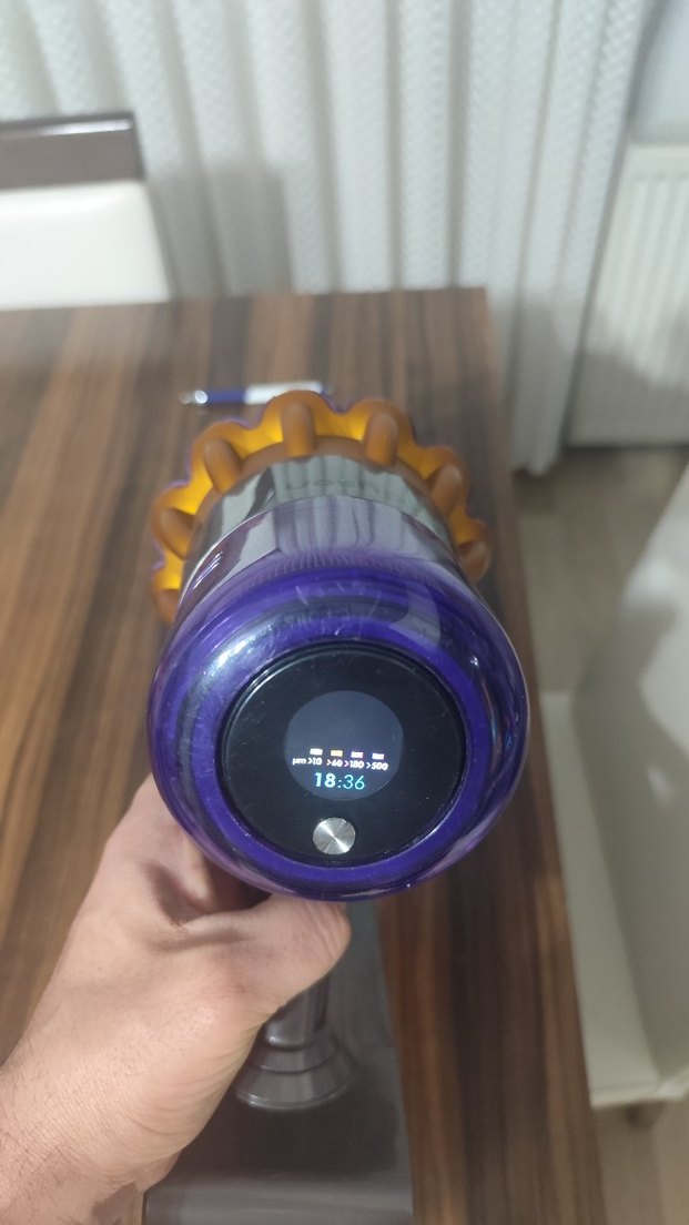 DYSON V15 MOTOR VE GOVDE HER MODDA SORUNSUZ COK TEMİZ CALİSİR... - Görsel 2