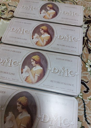 Bej Metal Makyaj Düzenleyici Kutusu - Görsel 2