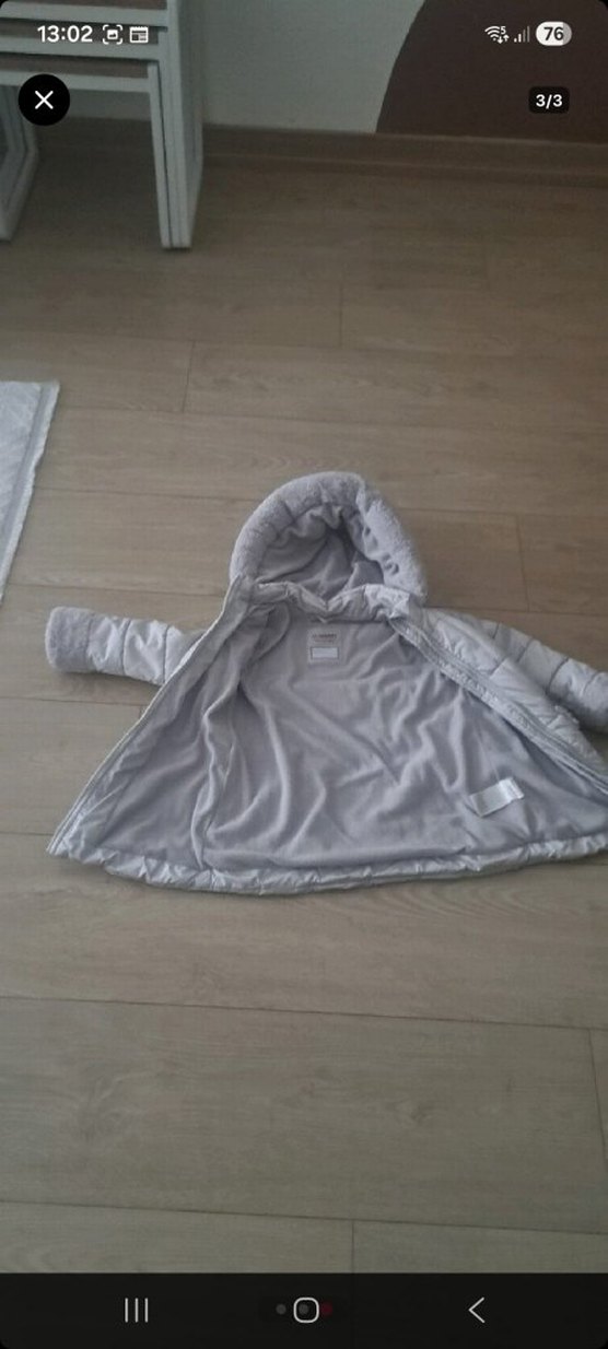 Kız Çocuk Gri Kapüşonlu Nakışlı Mont - Görsel 3