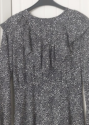 Gri Zebra Desenli Uzun Kadın Elbise - Görsel 2