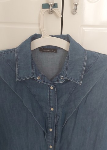 Düğmeli Mavi Denim Kadın Gömlek - Görsel 3