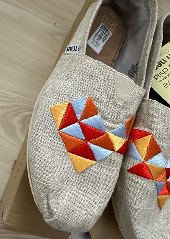 TOMS