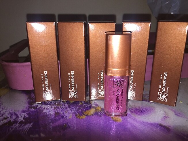 Avon dudak yağı