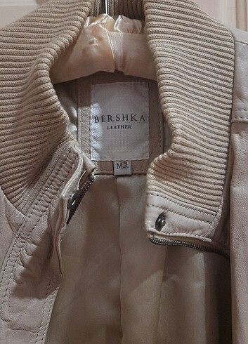 m Beden Bershka deri ceket bej rengi
