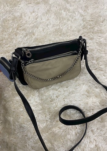 Stradivarius  Bej Renkli Zincir Detaylı Kadın Çanta - Görsel 2