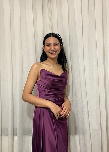 Zara Yırtmaçlı uzun abiye