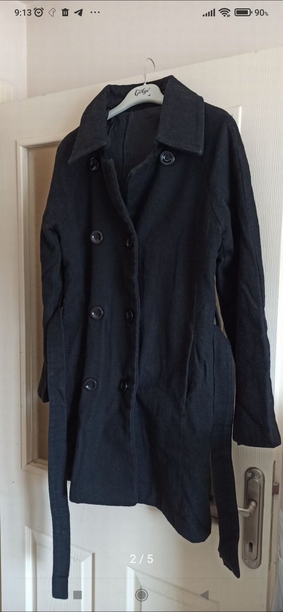 Düğmeli Siyah Midi  Kaban - Görsel 2