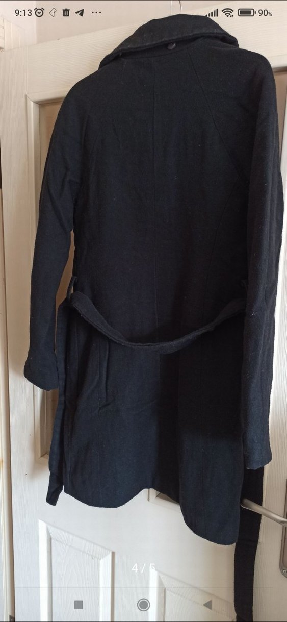 Düğmeli Siyah Midi  Kaban - Görsel 4