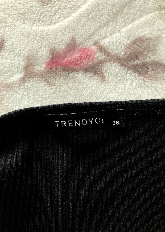 Trendyol Crop Bluz - Görsel 3