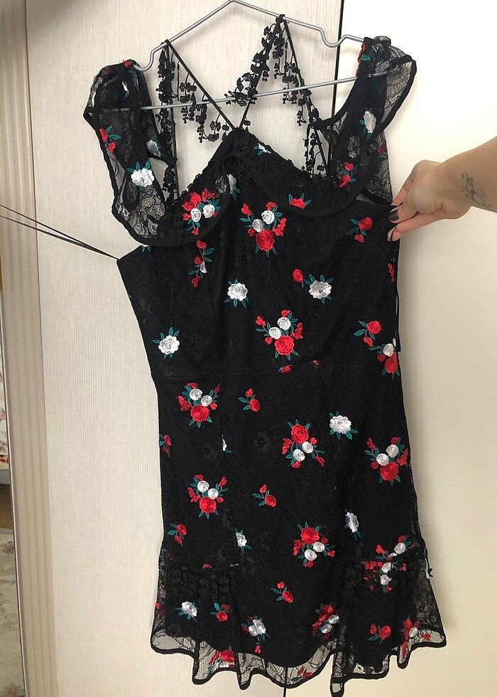 Koton x Zeynep Tosun Elbise - Görsel 2