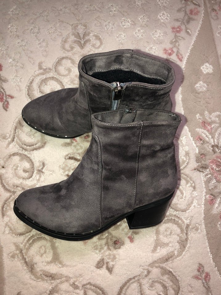 Gri/Antrasit Süet Topuklu Kadın Bot - Görsel 2