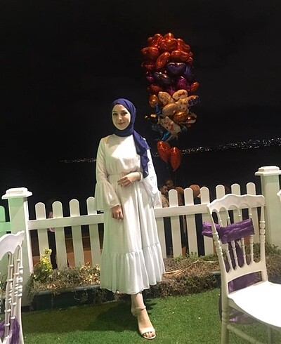 Beyaz elbise
