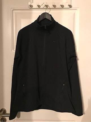 Nike drifit sweatshirt