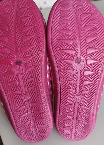 Pembe Desenli Kız Çocuk Ev Terliği - Görsel 4