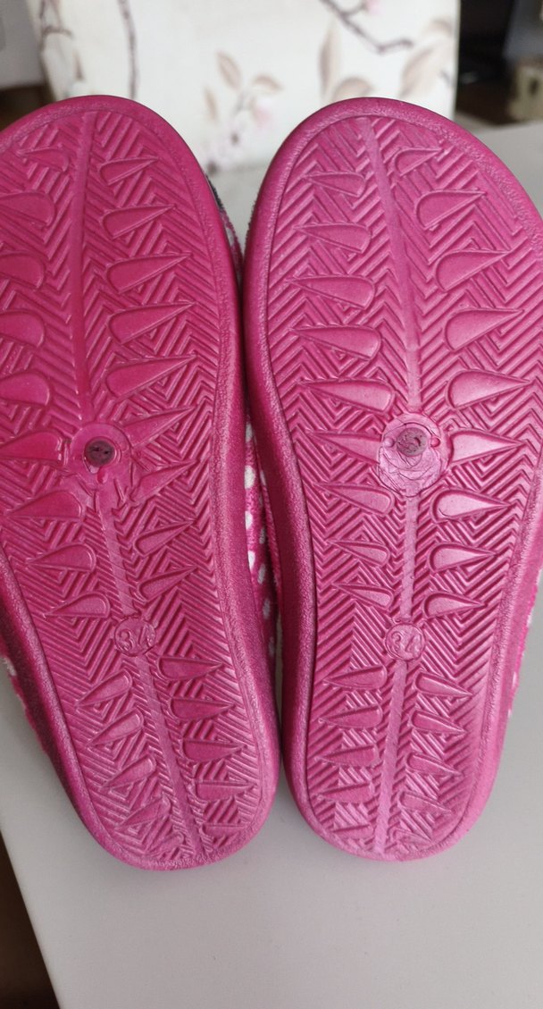 Pembe Desenli Kız Çocuk Ev Terliği - Görsel 4