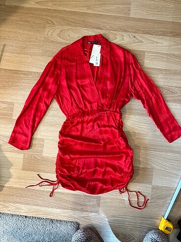 xs Beden Zara elbise