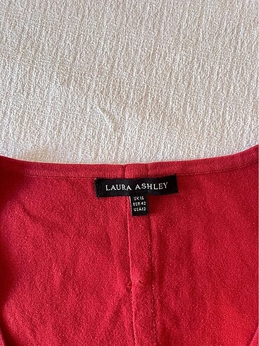 xl Beden kırmızı Renk Laura ashley kazak