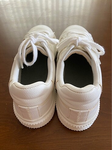 37 Beden beyaz Renk Pull&Bear beyaz spor ayakkabı