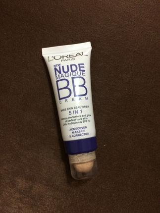 Bb krem&corrector;