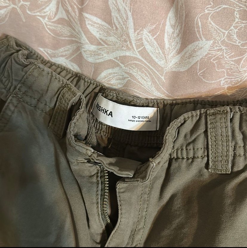 Bershka Haki Şort - Görsel 3