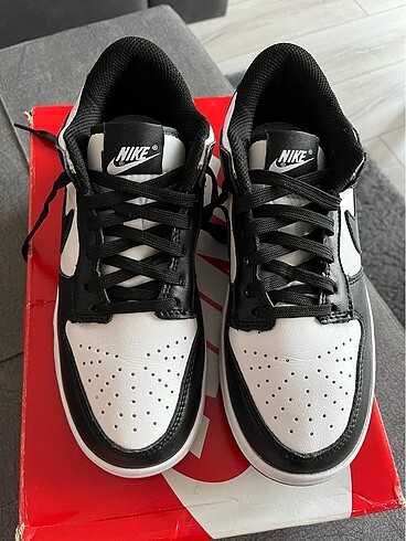 nike dunk low panda