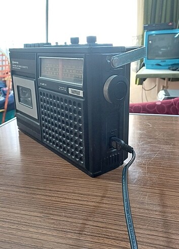 VİNTECH SANYO RADİO KASETÇALAR FM LİDİR 