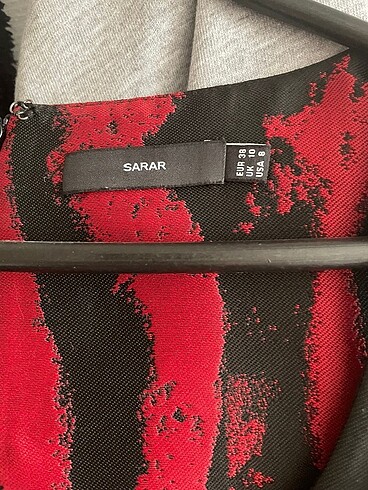 Kırmızı siyah elbise - Görsel 7