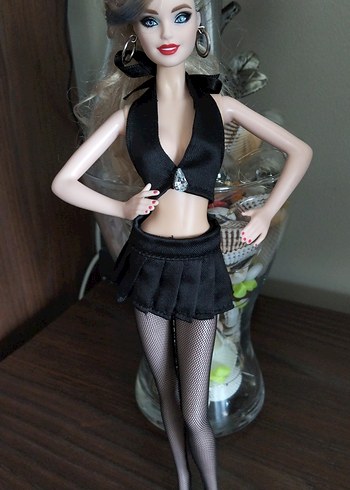 BARBİE KIYAFET
