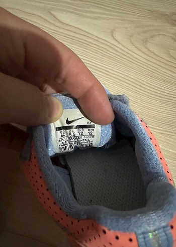 Nike Nike Kız Çocuk Renkli Cırtcırtlı Spor Ayakkabı