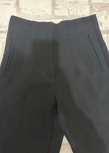 Kadın Siyah Midi Kumaş Pantolon - Görsel 2