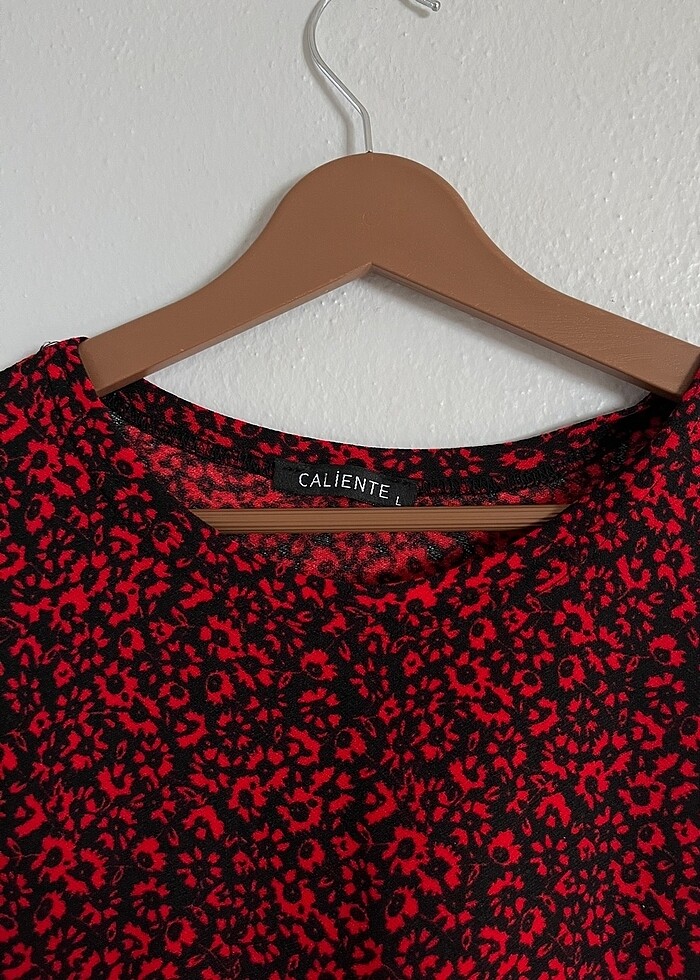 çiçek desenli elbise - Görsel 3