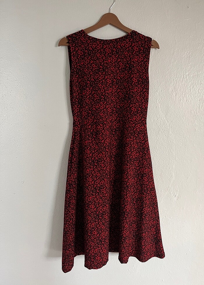 çiçek desenli elbise - Görsel 4