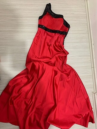 KırmıZı balık model saten abiye