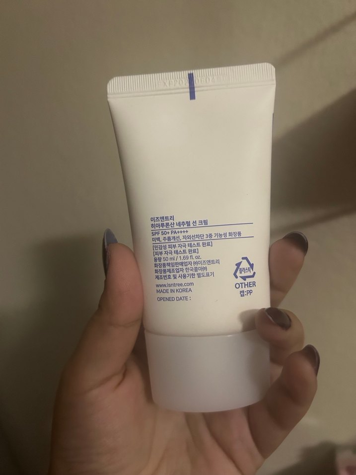 Isntree Hyaluronic Acid Natural Sun Cream 50 ml - Görsel 2