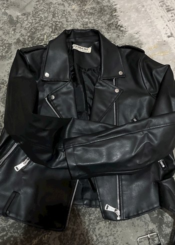 l Beden Siyah Deri Biker Ceket, Kürklü Detaylı