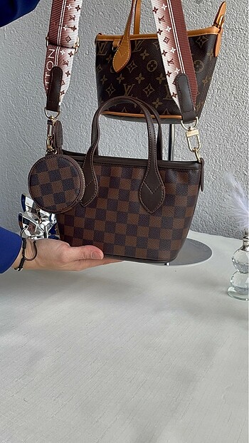 Lv mini kol çantası